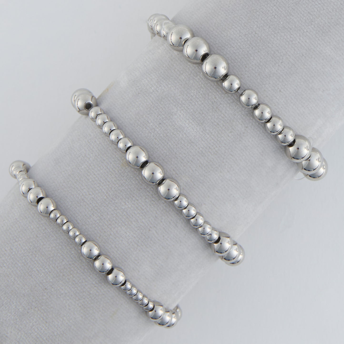 Narelle Waterproof Stretch Graduated Ball Bracelet Set