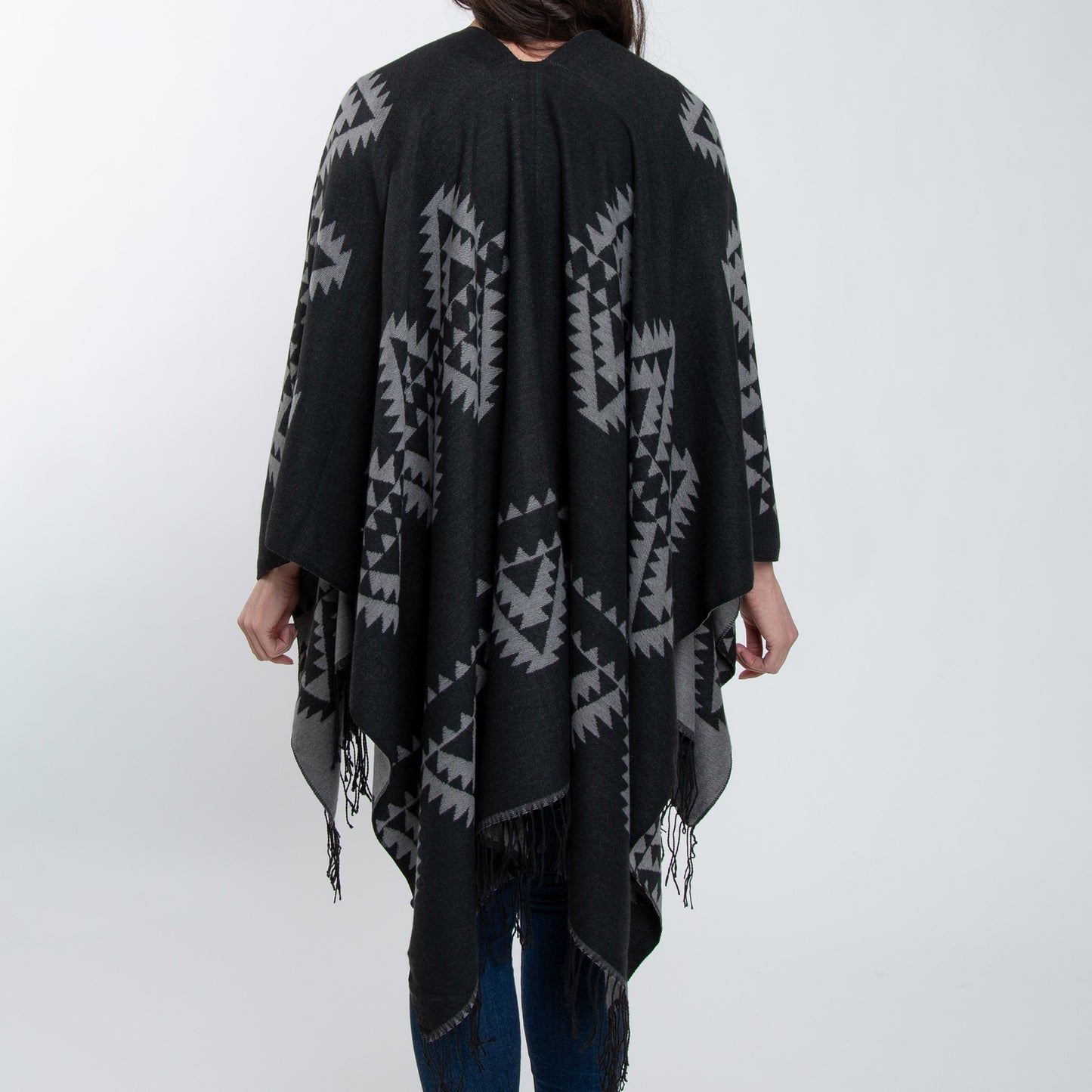 Rumi Reversible One Size Aztec Patterned Tasseled Wrap