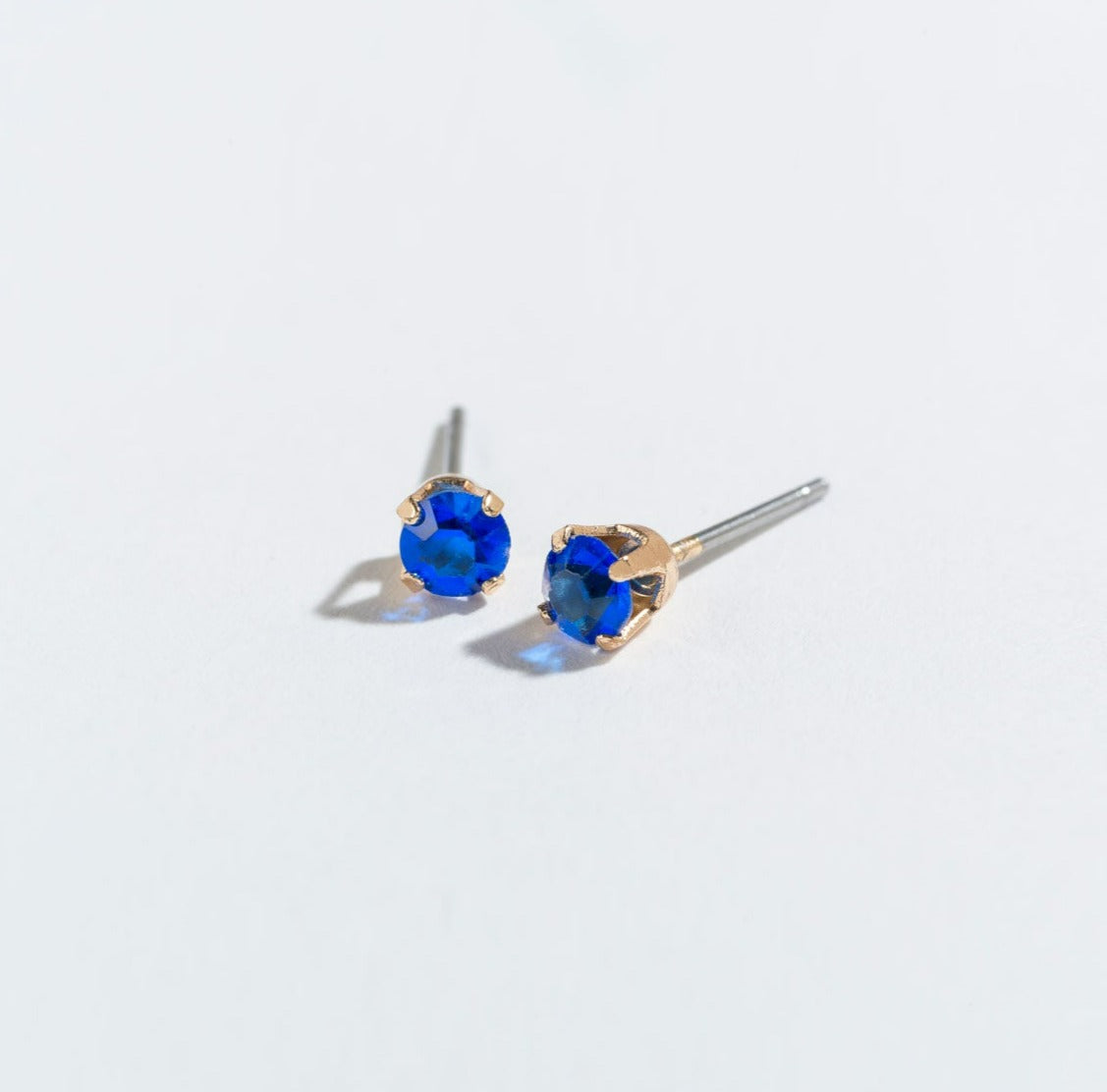 Solitaire Round Cut Birthstone Stud Earrings