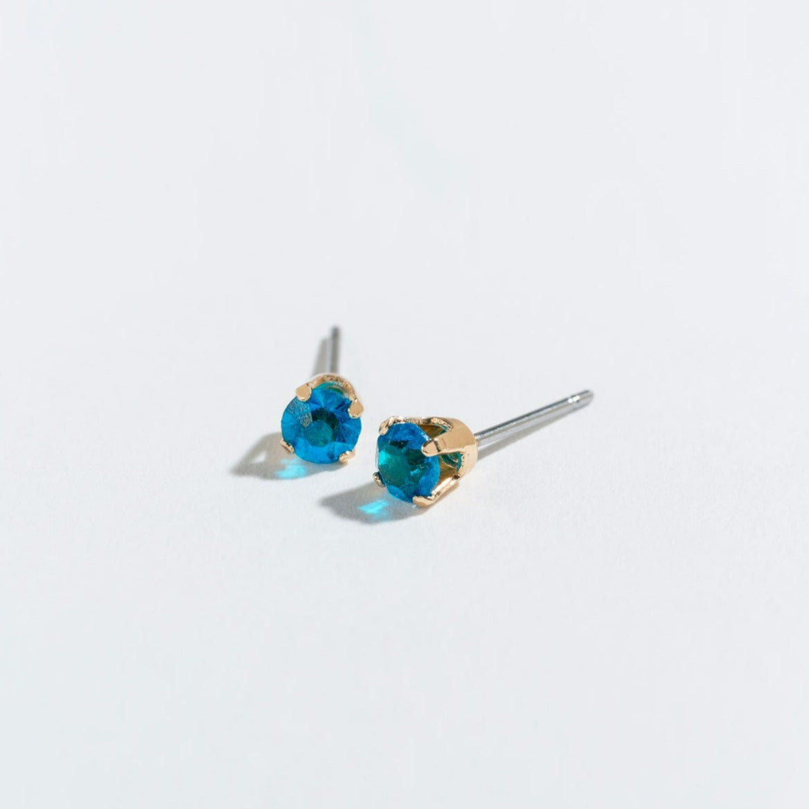 Solitaire Round Cut Birthstone Stud Earrings