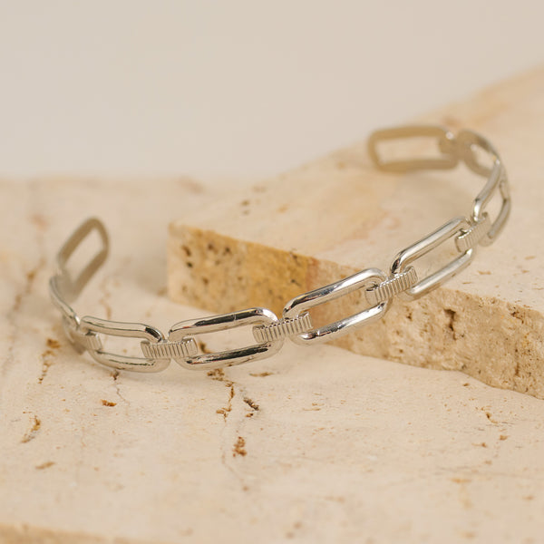 Waterproof Bracelet Narelle 6" Oval Paperclip Link Cuff