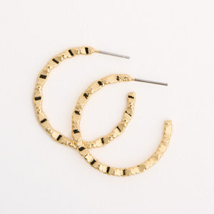Hoop Earrings Textured Open C-Hoop Modern Fashion Earrings