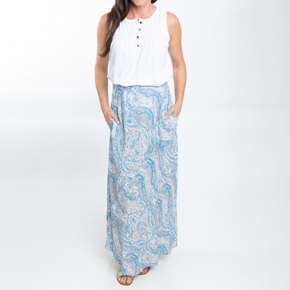 Tobi Lightweight Sleeveless Scoop Neck Henley Tank Top