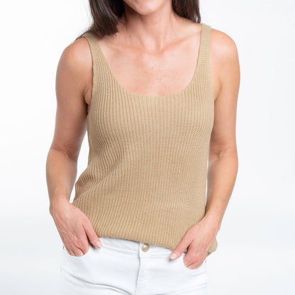 Capri Scoop Neck Sleeveless Tank Top