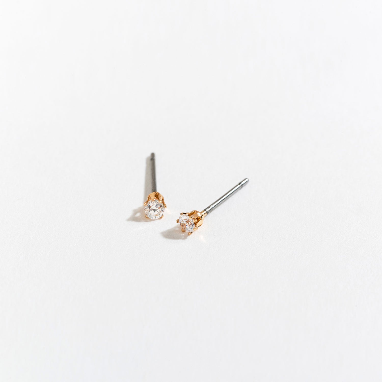 2mm cubic zirconia stud earrings hotsell