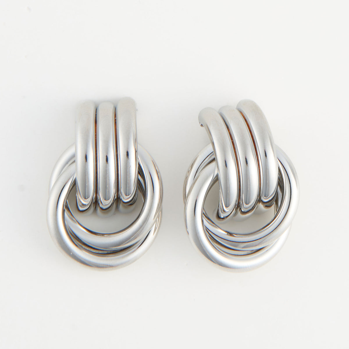Stud Earrings Solara Interlocking Triple Knot