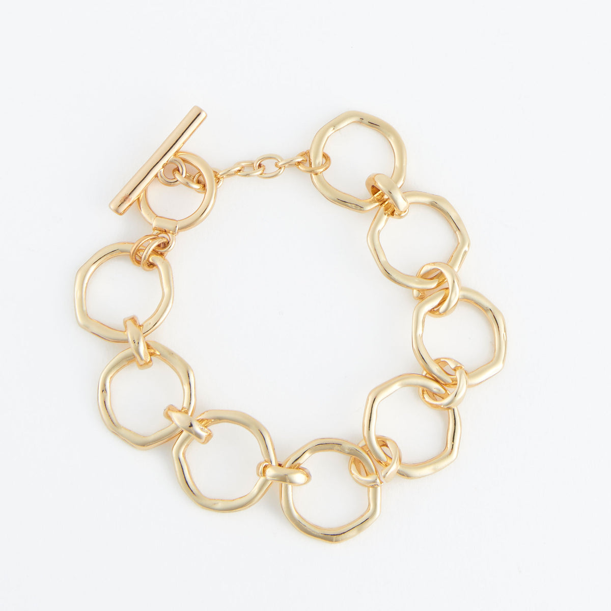Toggle Bracelet Simone Textured Gold Linked Chain Design