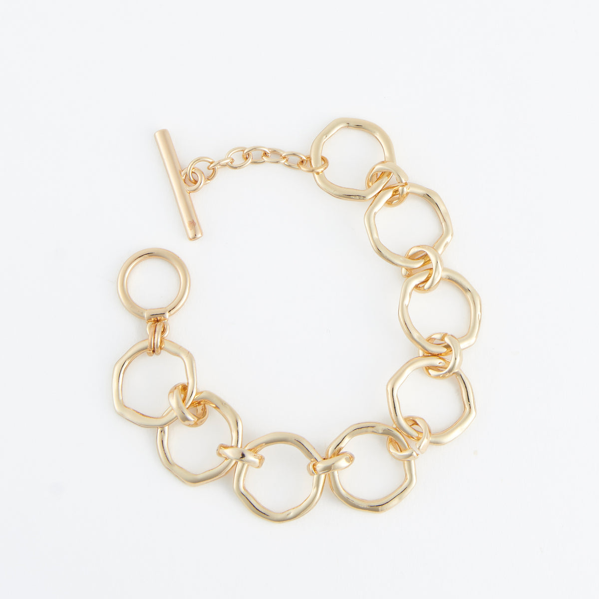 Toggle Bracelet Simone Textured Gold Linked Chain Design