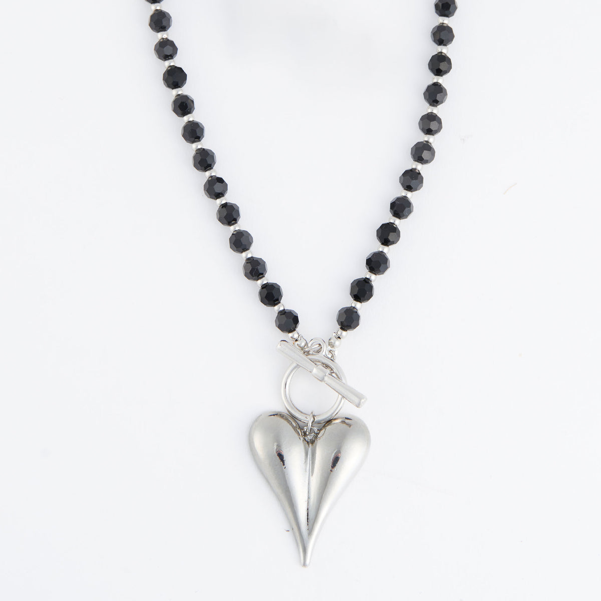 Pendant Necklace Violette 18" Beaded Toggle Heart Charm