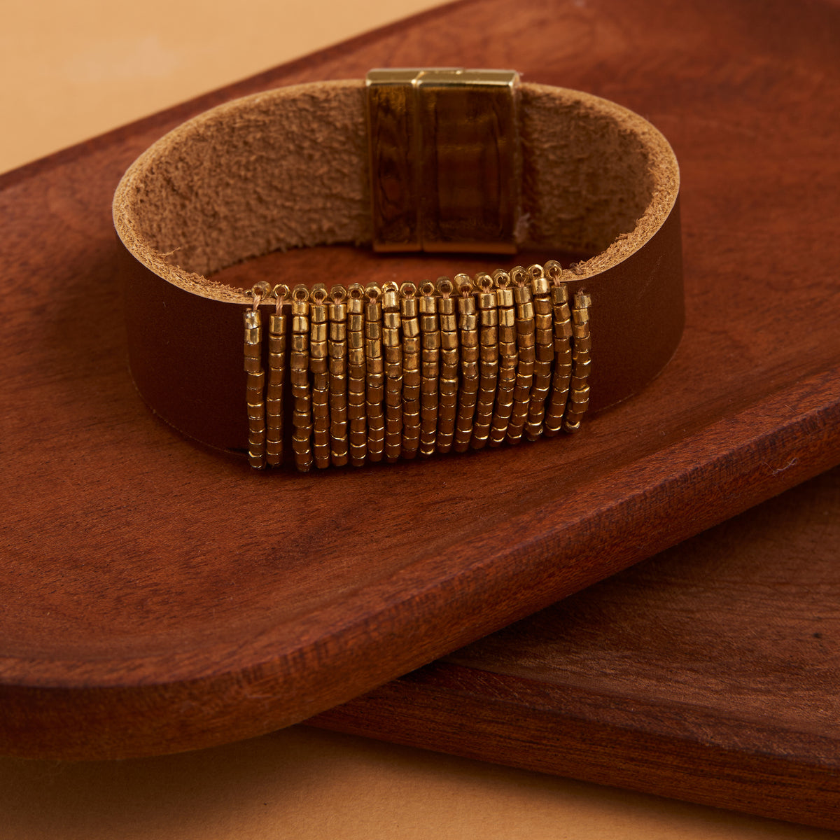 Magnetic Bracelet Avery Gold Beads and Genuine Leather