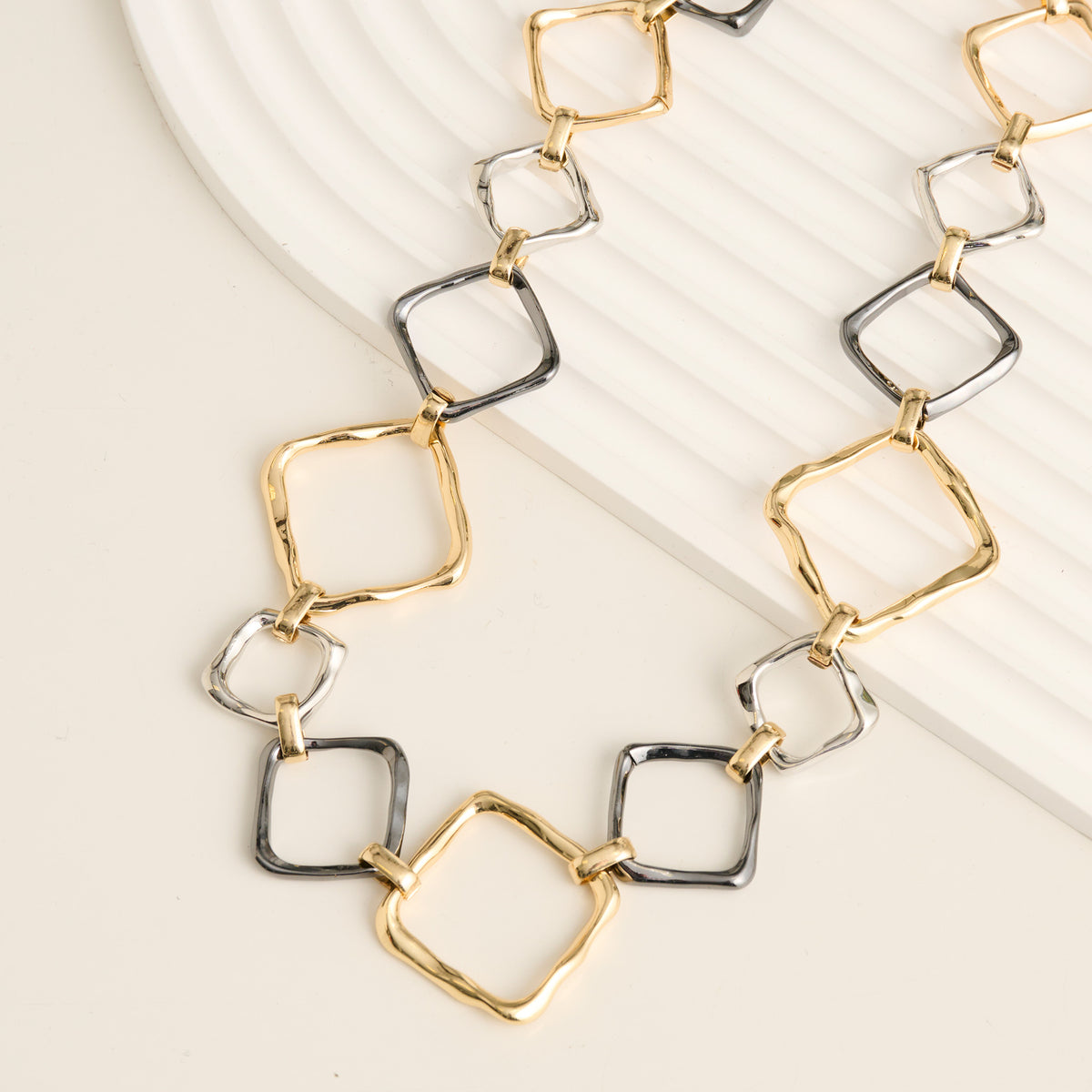 Collar Necklace 18" Two Tone Chunky Square Link Willa