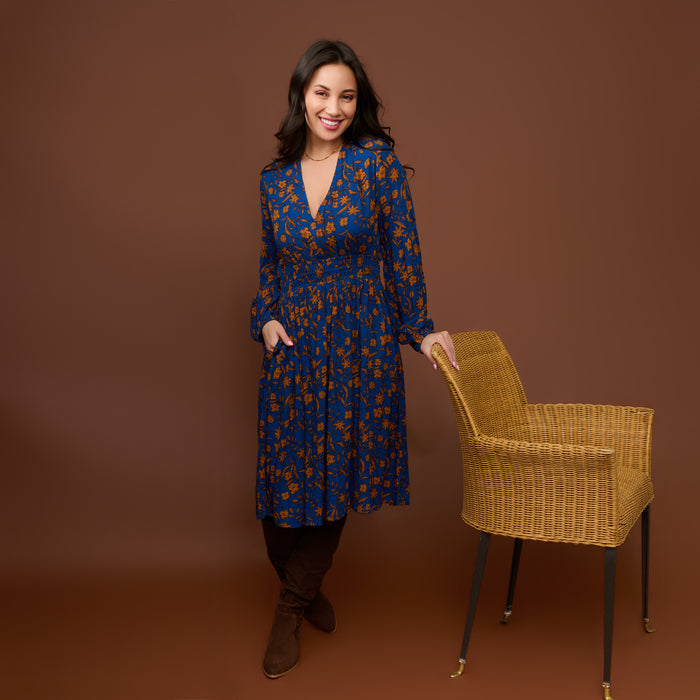 Midi Dress Empire Waist Long Sleeve V-Neck Leana Dress