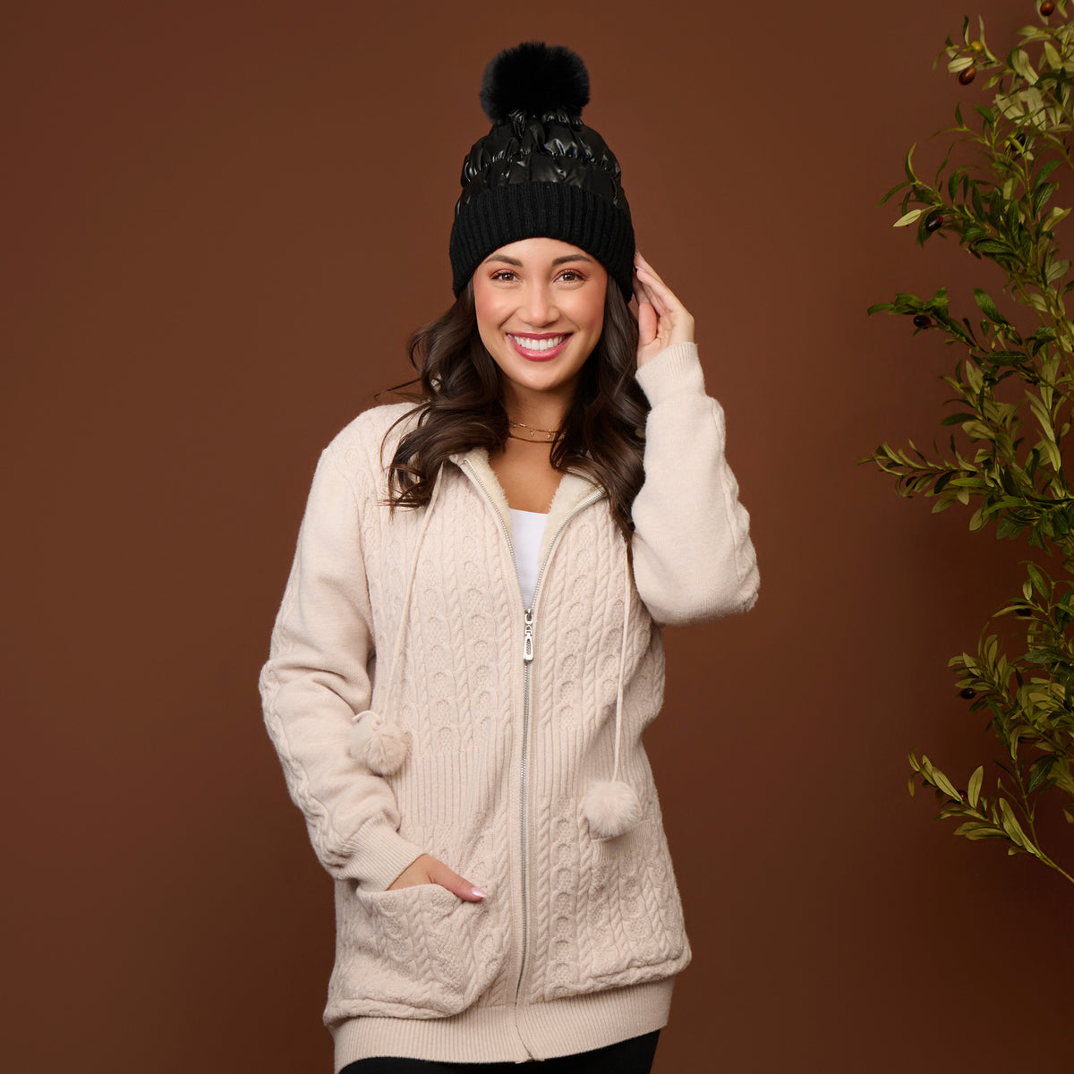 Winter Hat Pom Beanie Metallic Puffer Bianca