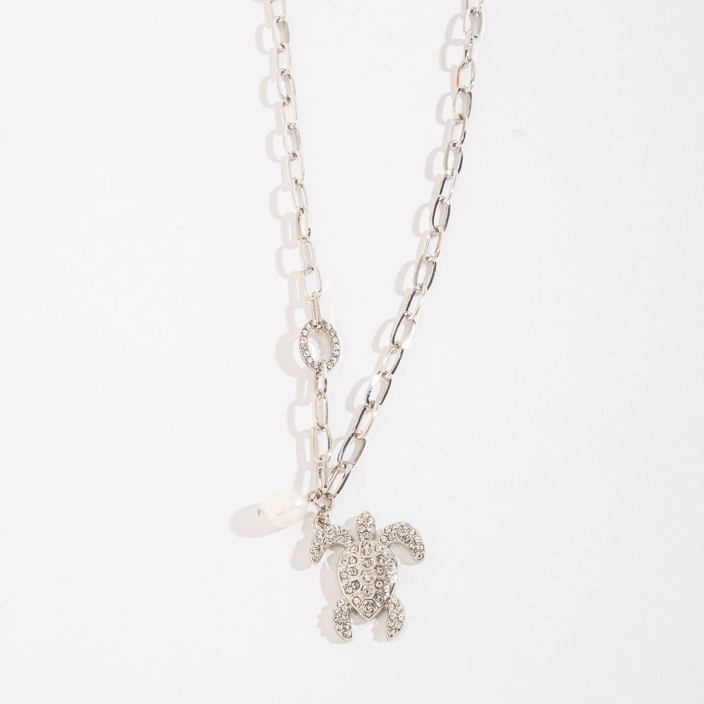 Cora Pearl & Charm Pendant Necklace