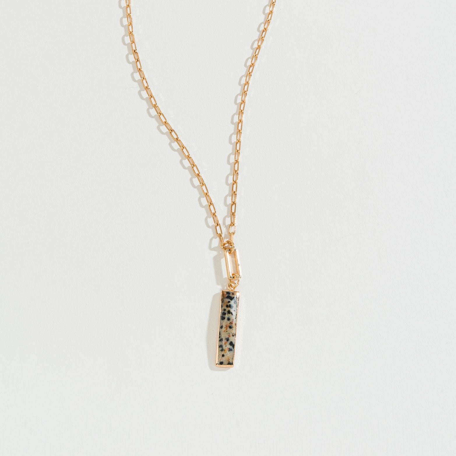 RECTANGLE STONE WITH GOLD CHAIN PENDANT NECKLACE